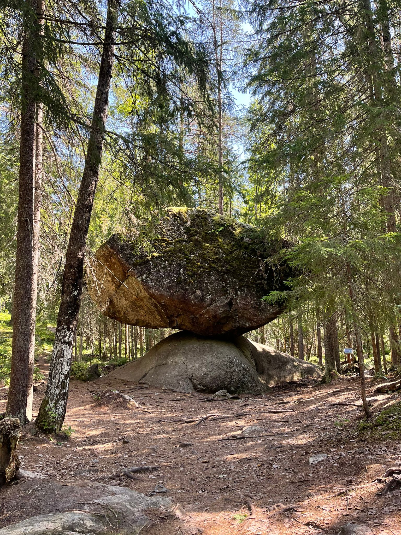 Kummakivi